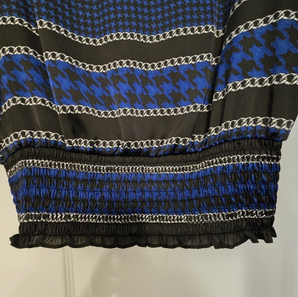 Casual top - Picture 5 of 9